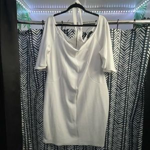 Fashion to figure choker neck dress